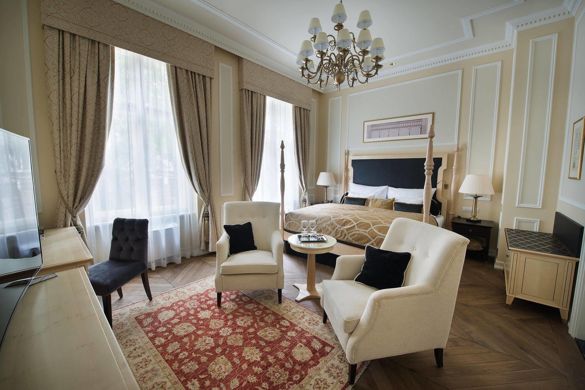 Wilson Palace By Loft Bratislava Eksteriør billede