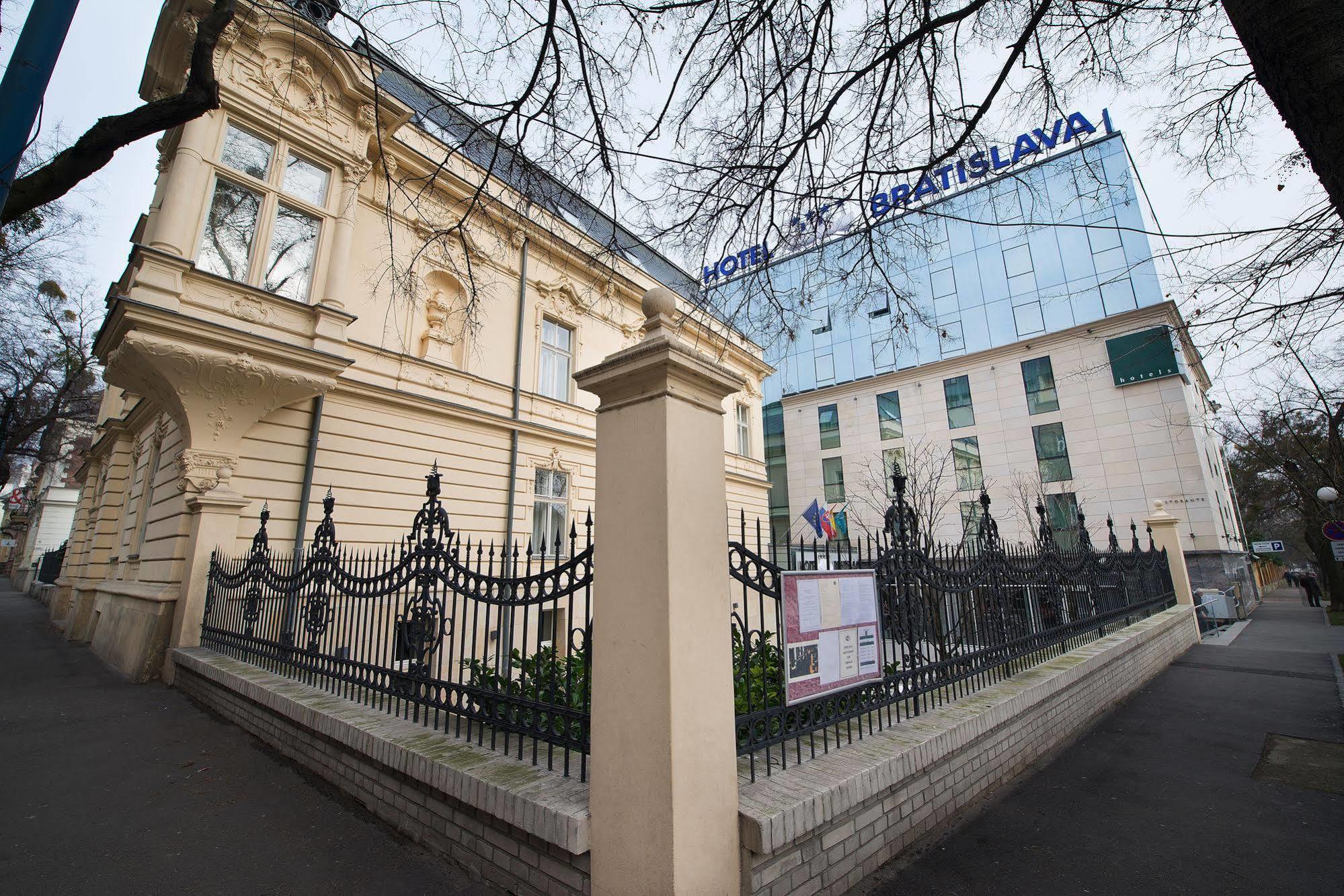 Wilson Palace By Loft Bratislava Eksteriør billede